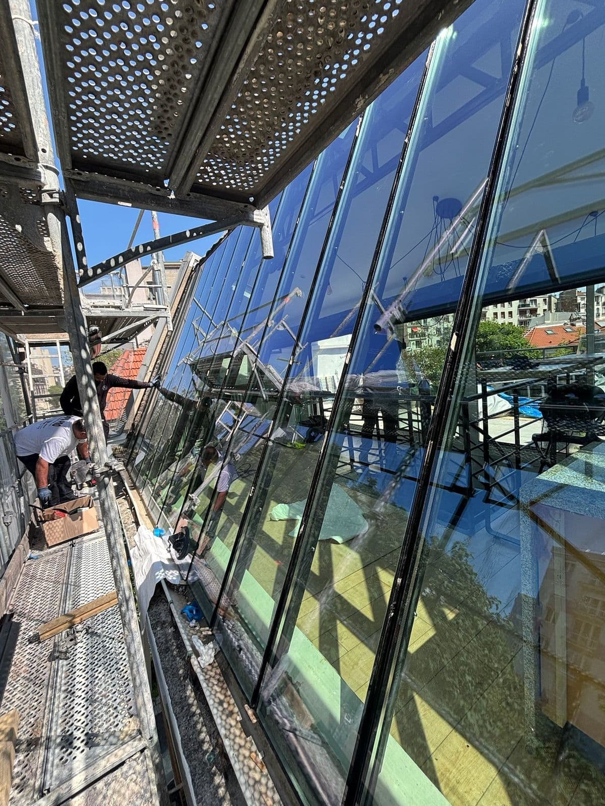 Façade d'appartement avec verre anti-UV